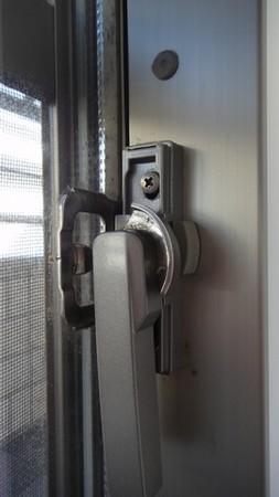 door03.jpg